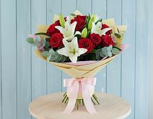 Букет цветов из:  Лилии и Розы в Борзе