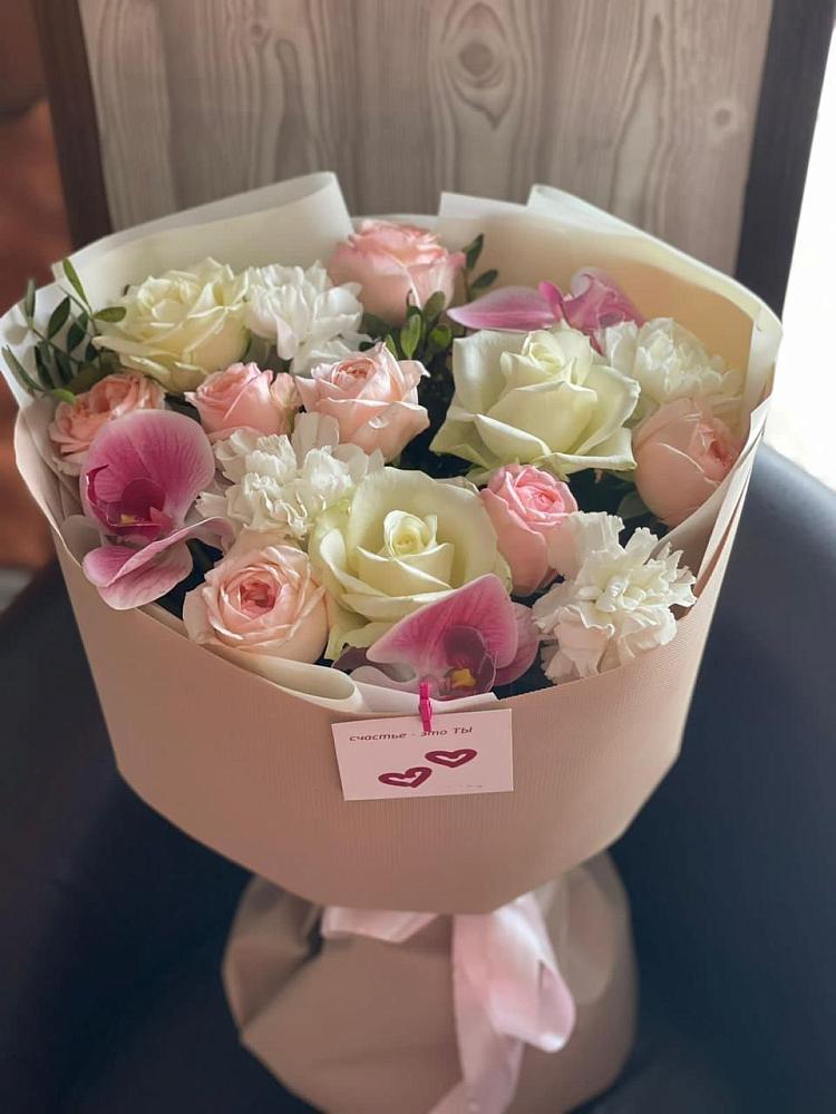 Букет цветов из: Орхидеи, Розы и Гвоздики в Борзе