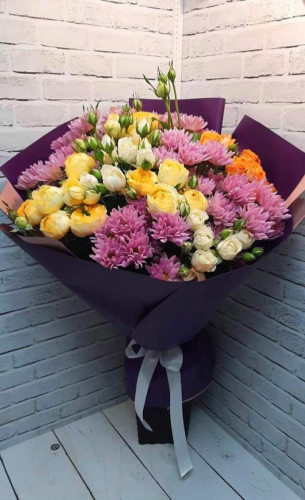 Букет цветов из: Хризантемы и Розы в Борзе