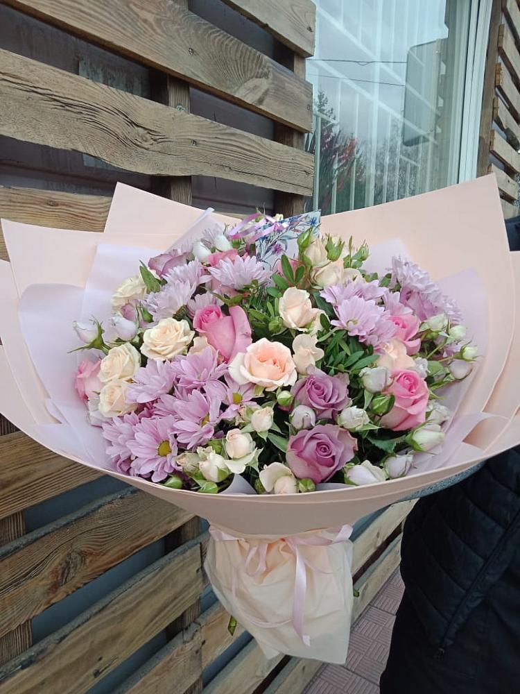 Букет цветов из: Розы и Хризантемы в Борзе