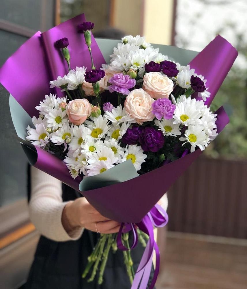 Букет цветов из: Хризантемы, Гвоздики и Розы в Борзе