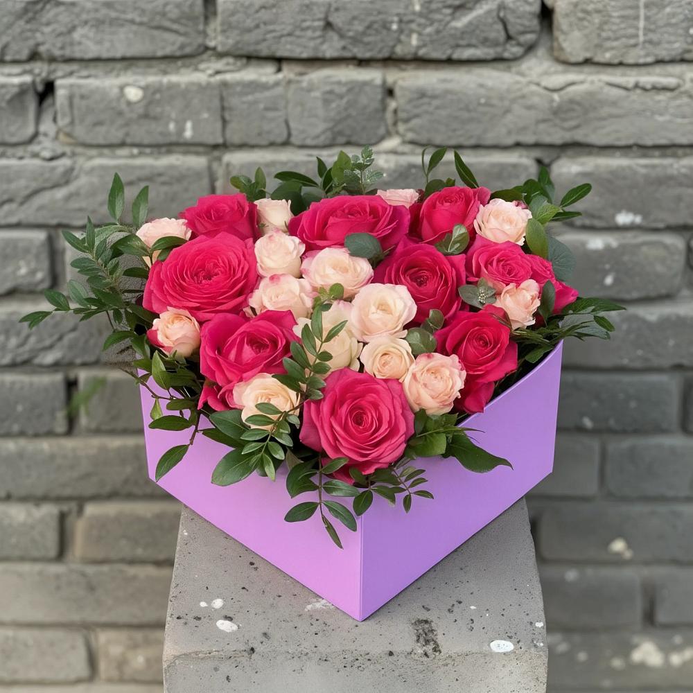 Цветочная композиция из Розы в коробке в Борзе