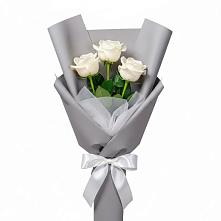 Букет 3 белые розы в Борзе