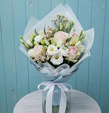 Букет цветов из:  Розы и Лизиантусы #REPLACE_PRED# Борзе