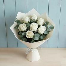 Букет Белые розы в Эвкалипте в Борзе