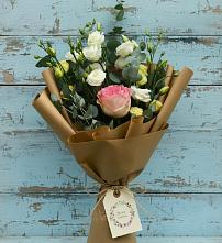 Букет цветов из:  Розы и Лизиантусы #REPLACE_PRED# Борзе