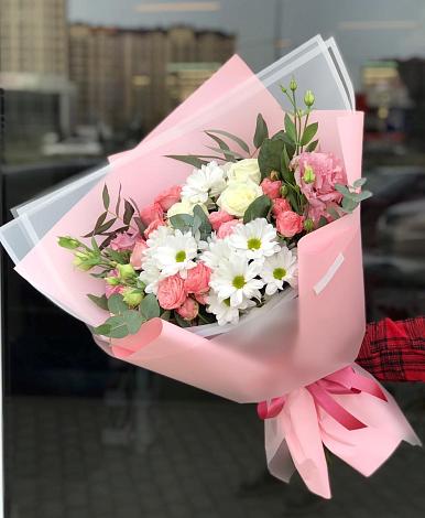 Букет цветов из: Розы, Лизиантусы и Хризантемы в Борзе