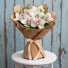 Букет цветов из:  Орхидеи и Розы в Борзе